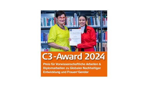 Bild von zwei Frauen und eine Urkunde mit dem Text C-3 Award 2024