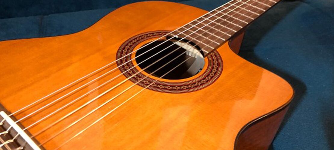 Einstimmen Gitarrensaiten